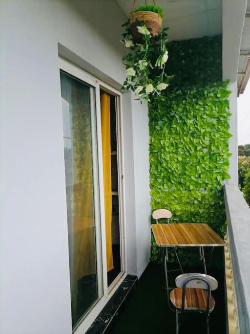 Bel Appartement Avec Petit Balcon Sympa Porto-Novo Buitenkant foto