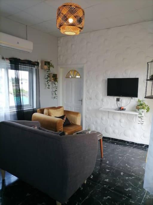 Bel Appartement Avec Petit Balcon Sympa Porto-Novo Buitenkant foto