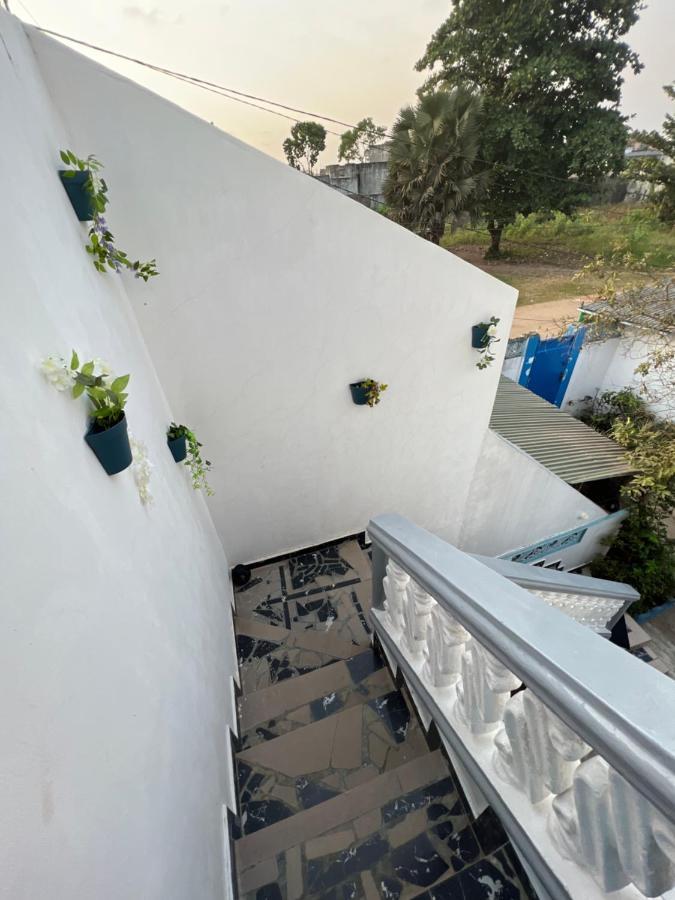 Bel Appartement Avec Petit Balcon Sympa Porto-Novo Buitenkant foto