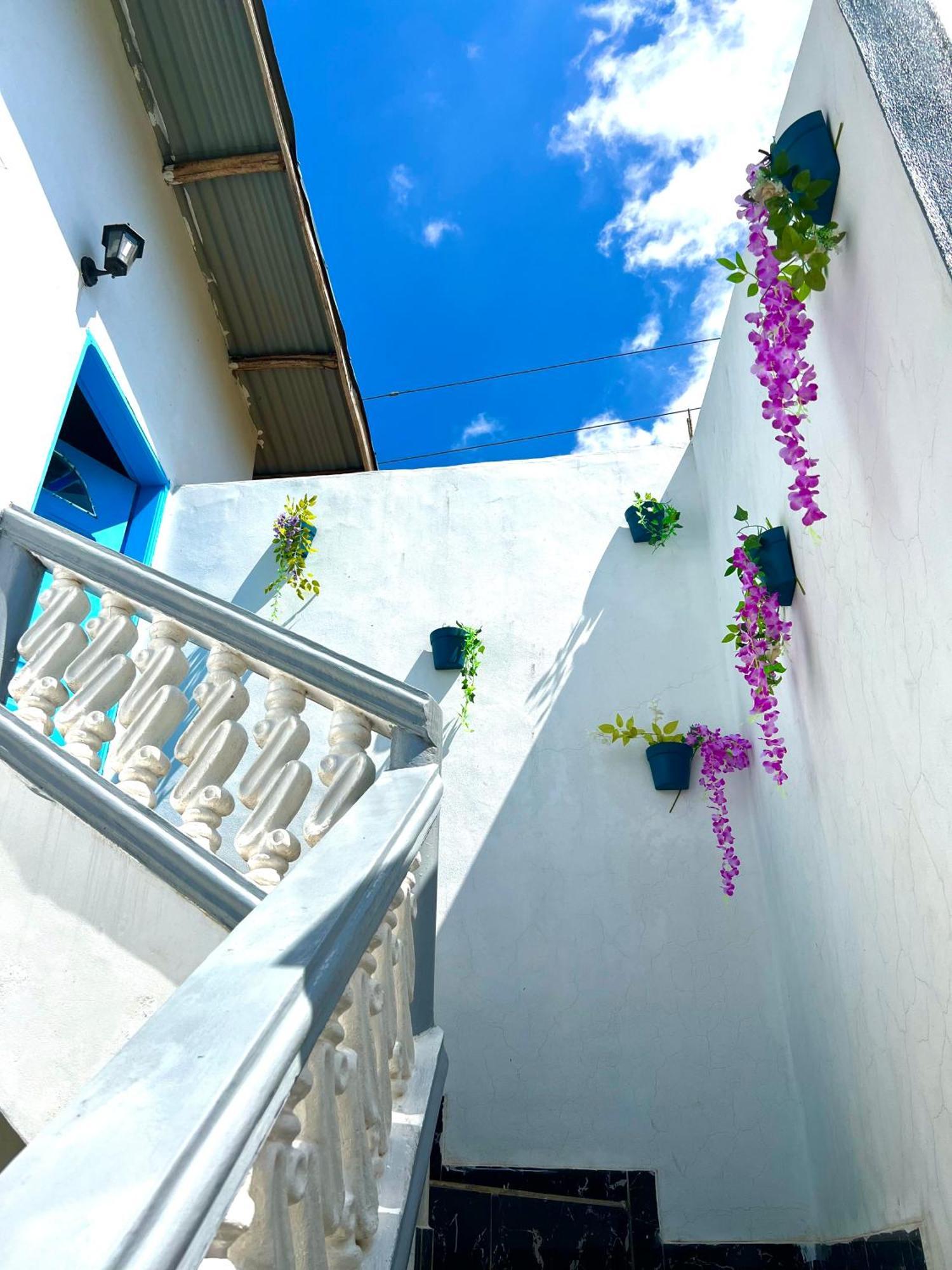 Bel Appartement Avec Petit Balcon Sympa Porto-Novo Buitenkant foto